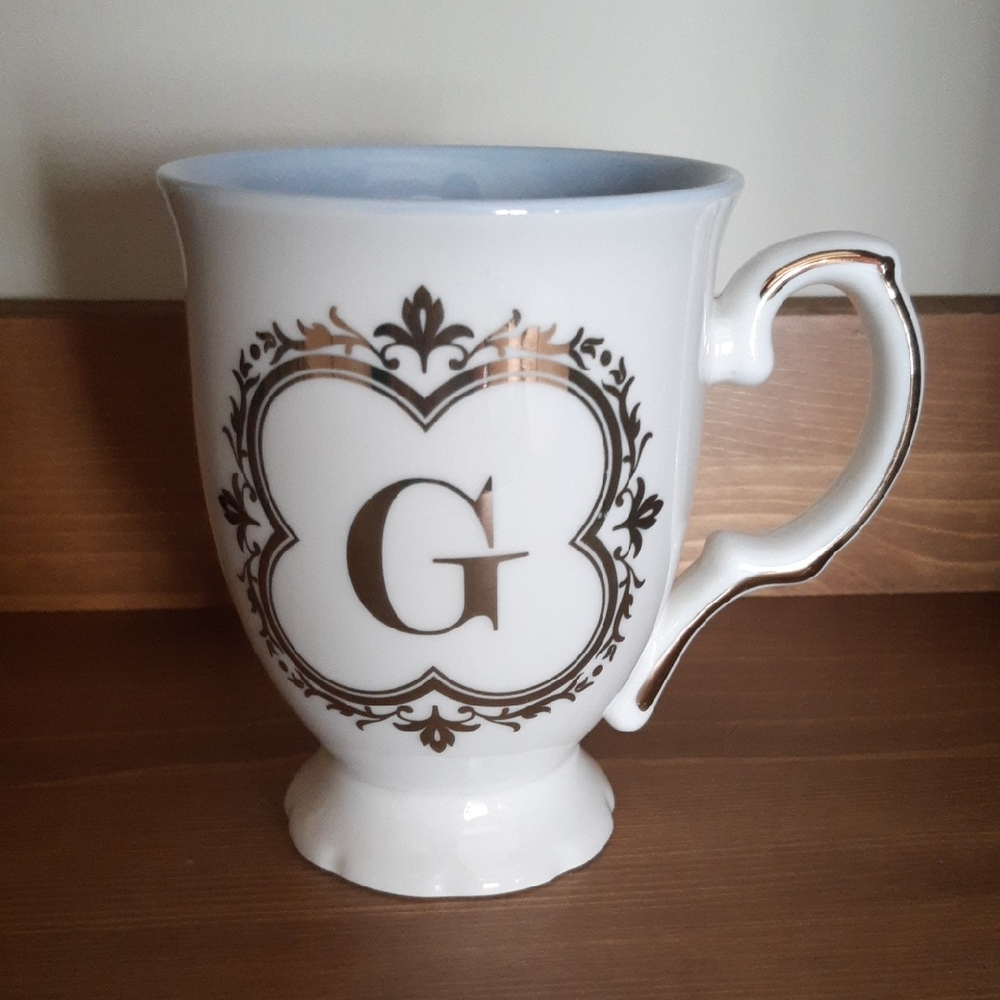 Monogrammed "G" Mug